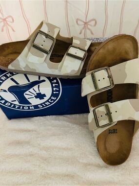 Birkenstock Women’s Two-Strap Sandals in Beige Camo